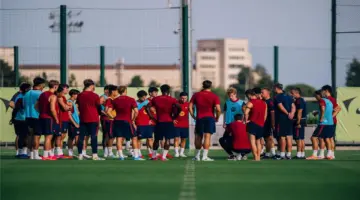 موعد مواجهة برشلونة المرتقبة في الدوري الإسباني بعد الانتصار القاري الأخير
